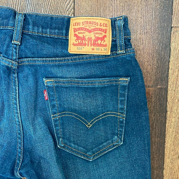 Levi’s 514 Straight Cut Blue Jeans - Picture 3 of 3